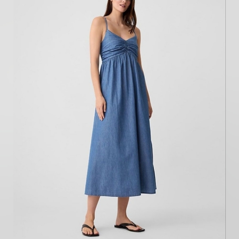 Gap Sleeveless Maxi Dress